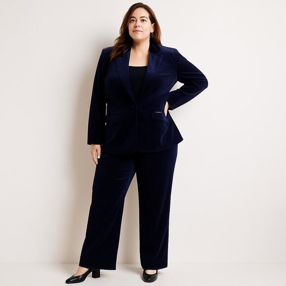 Talbots Size 12P/12 2-Piece Pant Suit w/ Blazer Jacket Midnight Blue Velvet - Picture 1 of 13